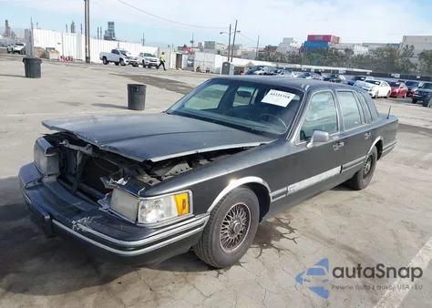 1994 Lincoln Town Car Cartier from USA, damaged, VIN 1LNLM83W1RY736388